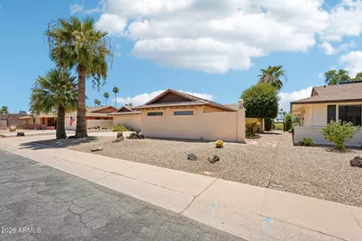 10954 W Tropicana Circle, Sun City, AZ 85351 - Photo 2