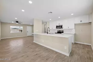 11810 S Coconino St, Phoenix, AZ 85044 - Photo 8