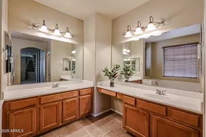 2390 W Jake Haven, Phoenix, AZ 85085 - Photo 10