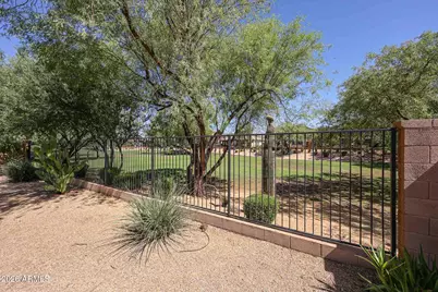 2390 W Jake Haven, Phoenix, AZ 85085 - Photo 2