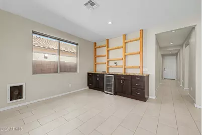 18614 W Honeysuckle Drive, Wittmann, AZ 85361 - Photo 8