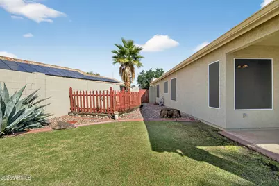 15481 W Mauna Loa Lane, Surprise, AZ 85379 - Photo 12