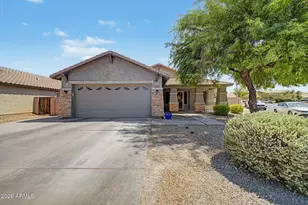 417 S 113th Ave, Avondale, AZ 85323 - Photo 8