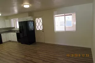 719 W 10th St, Tempe, AZ 85281 - Photo 8