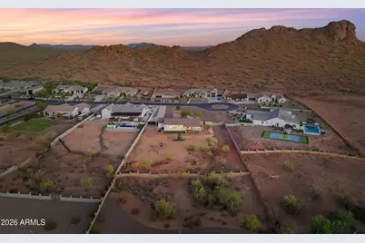 498 W Chase Street, San Tan Valley, AZ 85143 - Photo 40