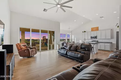 498 W Chase Street, San Tan Valley, AZ 85143 - Photo 4