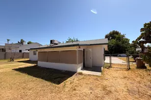 3416 N 43rd Pl, Phoenix, AZ 85018 - Photo 20