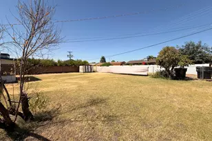 3416 N 43rd Pl, Phoenix, AZ 85018 - Photo 22