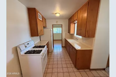 3416 N 43rd Place, Phoenix, AZ 85018 - Photo 2