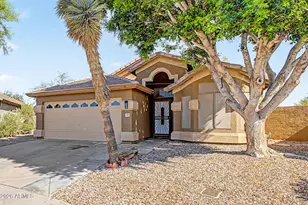 558 W Bluefield Ave, Phoenix, AZ 85023 - Photo 4