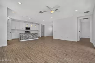 1651 W Estes Way, Phoenix, AZ 85041 - Photo 4