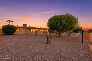 11018 W Palmeras Dr, Sun City, AZ 85373 - Photo 42