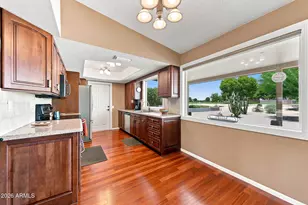 11018 W Palmeras Dr, Sun City, AZ 85373 - Photo 28