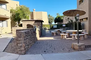 2228 N 52nd St, Phoenix, AZ 85008 - Photo 2