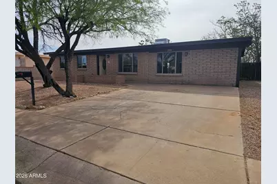 5018 E Evergreen Drive, Sierra Vista, AZ 85635 - Photo 1