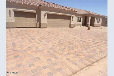 4080 N Turquoise Drive, Eloy, AZ 85131 - Photo 2