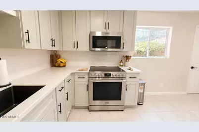 8511 W Indianola Avenue, Phoenix, AZ 85037 - Photo 8