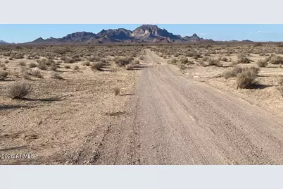45742 W Narramore Road #-, Tonopah, AZ 85354 - Photo 4