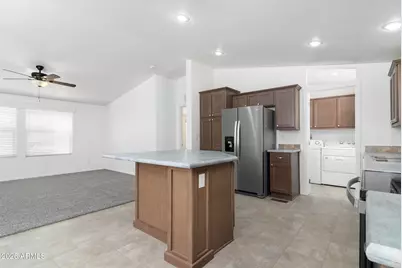8601 N 71st Avenue #70, Glendale, AZ 85301 - Photo 6