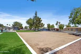 8601 N 71st Ave, Glendale, AZ 85301 - Photo 30