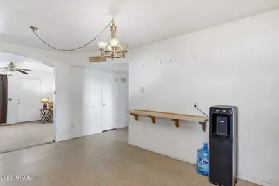 204 E Hampton Avenue, Mesa, AZ 85210 - Photo 6