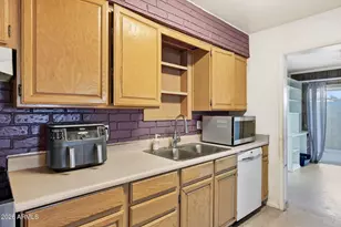 204 E Hampton Ave, Mesa, AZ 85210 - Photo 12