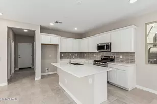 15593 S 180th Ln, Goodyear, AZ 85338 - Photo 8
