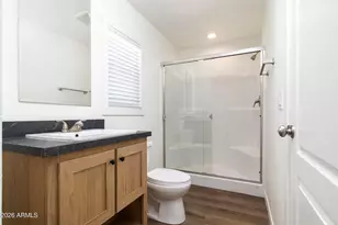 8601 N 71st Ave, Glendale, AZ 85301 - Photo 14