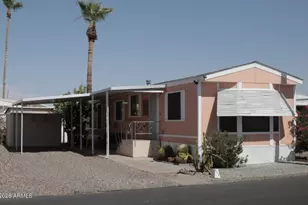 15606 S Gilbert Rd, Chandler, AZ 85225 - Photo 1