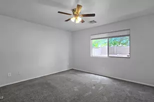 15011 W Hearn Rd, Surprise, AZ 85379 - Photo 16