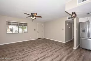 3957 W Desert Hills Dr, Phoenix, AZ 85029 - Photo 10