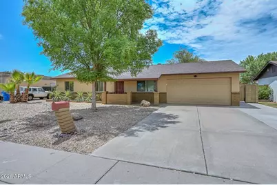 3957 W Desert Hills Drive, Phoenix, AZ 85029 - Photo 34