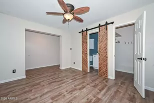 3957 W Desert Hills Dr, Phoenix, AZ 85029 - Photo 16