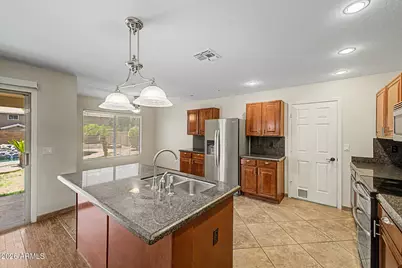 2071 E 36th Avenue, Apache Junction, AZ 85119 - Photo 14