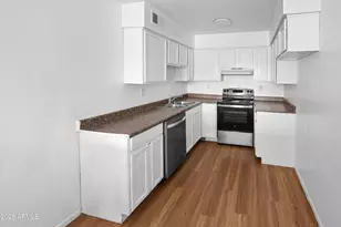 3801 N 23rd Dr, Phoenix, AZ 85015 - Photo 2