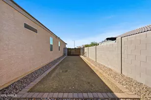 3537 E Sandoval Dr, San Tan Valley, AZ 85140 - Photo 24
