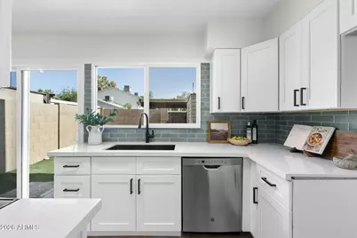 1204 E Dunbar Drive, Tempe, AZ 85282 - Photo 8