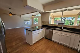 20323 N 110th Ln, Peoria, AZ 85373 - Photo 4
