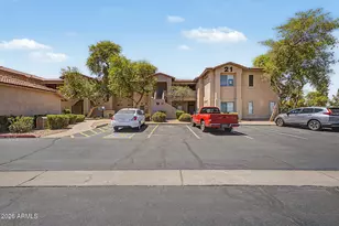 1351 N Pleasant Dr, Chandler, AZ 85225 - Photo 4
