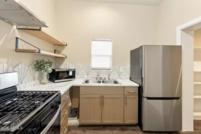 1629 N 17th Avenue, Phoenix, AZ 85007 - Photo 20