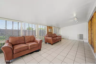 841 E Hayward Avenue, Phoenix, AZ 85020 - Photo 18