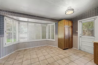 841 E Hayward Avenue, Phoenix, AZ 85020 - Photo 6