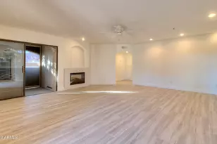 5104 N 32nd St, Phoenix, AZ 85018 - Photo 2