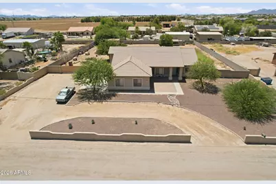 4424 S 180th Drive, Goodyear, AZ 85338 - Photo 1