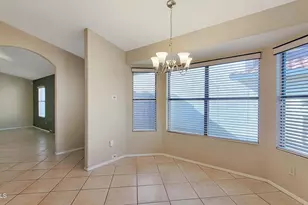 8817 E Dahlia Dr, Scottsdale, AZ 85260 - Photo 4