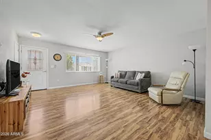 10020 W Cumberland Dr, Sun City, AZ 85351 - Photo 4