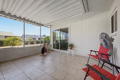 10020 W Cumberland Drive, Sun City, AZ 85351 - Photo 12