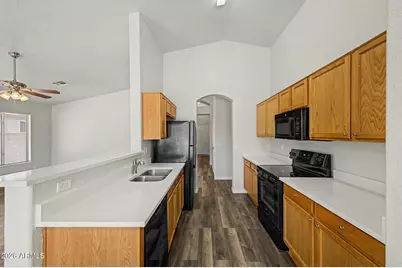 1531 W Saint Catherine Avenue, Phoenix, AZ 85041 - Photo 14