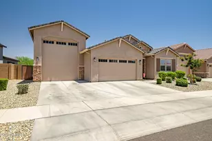 17140 W Whispering Wind Dr, Surprise, AZ 85387 - Photo 2