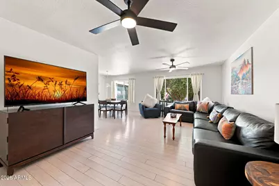 10408 W Oak Ridge Drive, Sun City, AZ 85351 - Photo 2